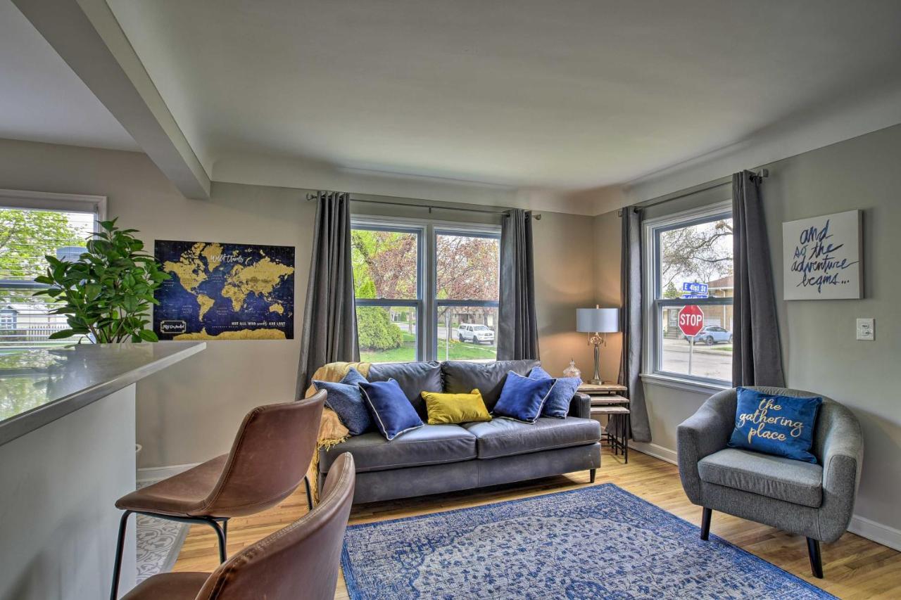 Mpls Duplex With Wifi And Kitchen 5 Mi To Dtwn! Villa Minneapolis Exterior photo