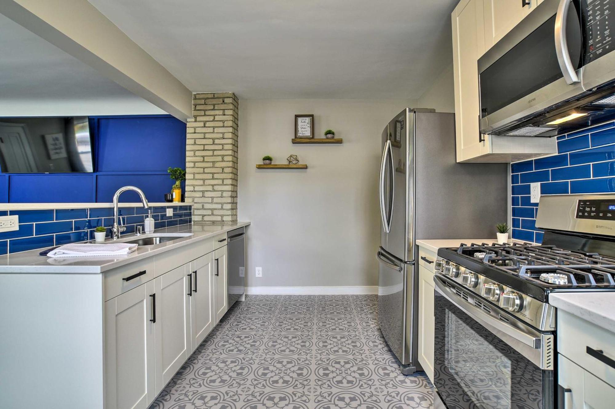 Mpls Duplex With Wifi And Kitchen 5 Mi To Dtwn! Villa Minneapolis Exterior photo