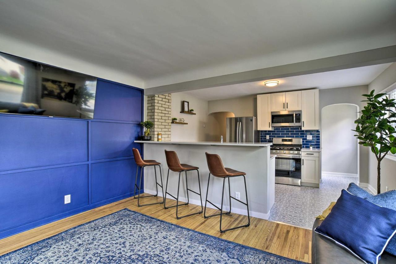 Mpls Duplex With Wifi And Kitchen 5 Mi To Dtwn! Villa Minneapolis Exterior photo