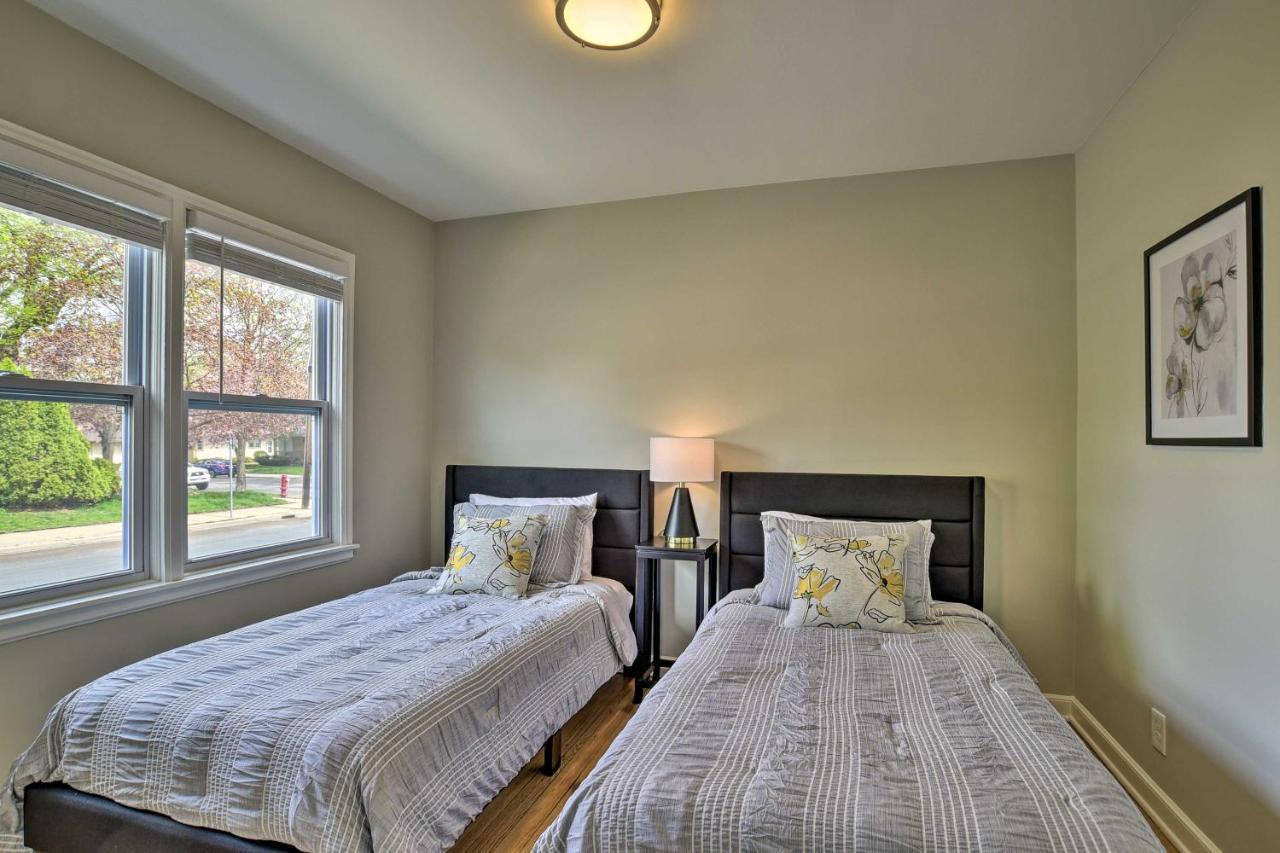 Mpls Duplex With Wifi And Kitchen 5 Mi To Dtwn! Villa Minneapolis Exterior photo
