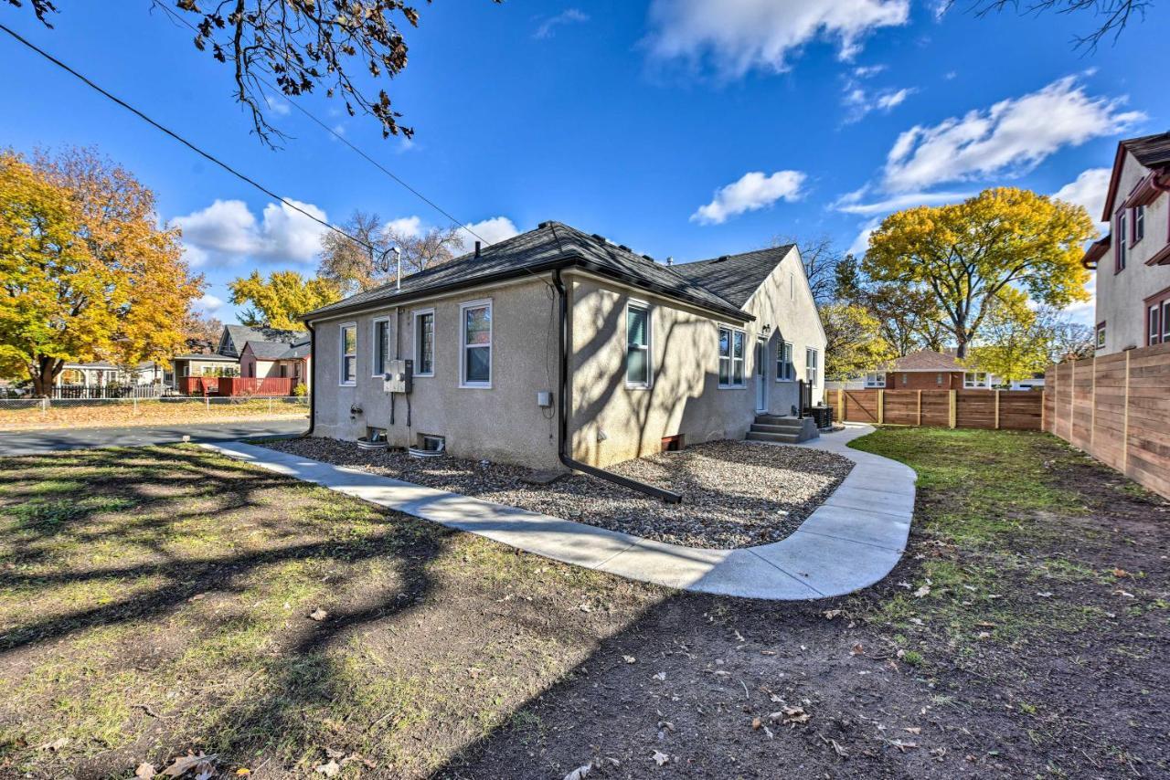 Mpls Duplex With Wifi And Kitchen 5 Mi To Dtwn! Villa Minneapolis Exterior photo