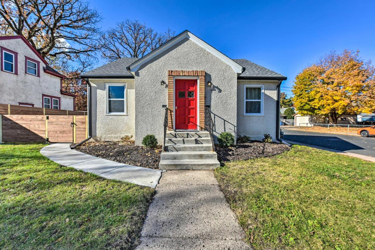 Mpls Duplex With Wifi And Kitchen 5 Mi To Dtwn! Villa Minneapolis Exterior photo